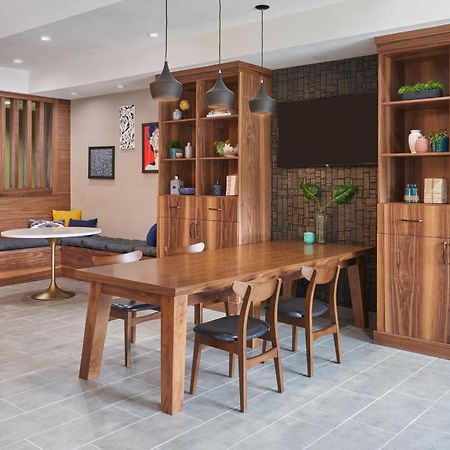 Four Points By Sheraton Chicago Schaumburg Bagian luar foto