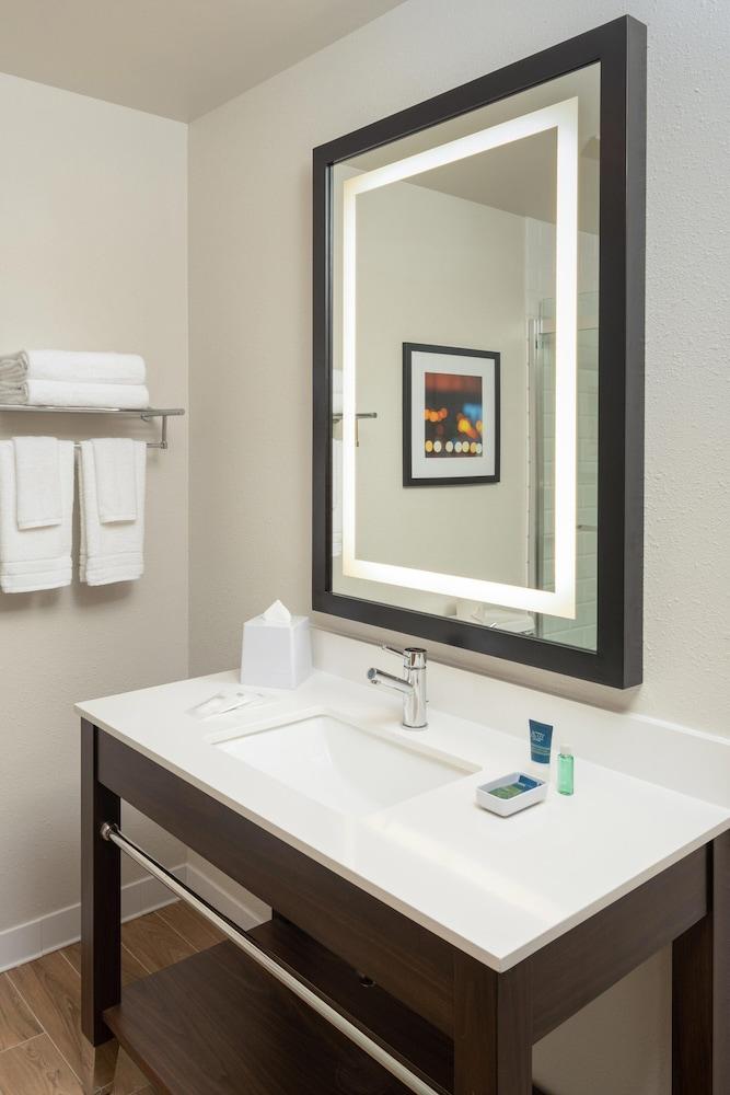 Four Points By Sheraton Chicago Schaumburg Bagian luar foto