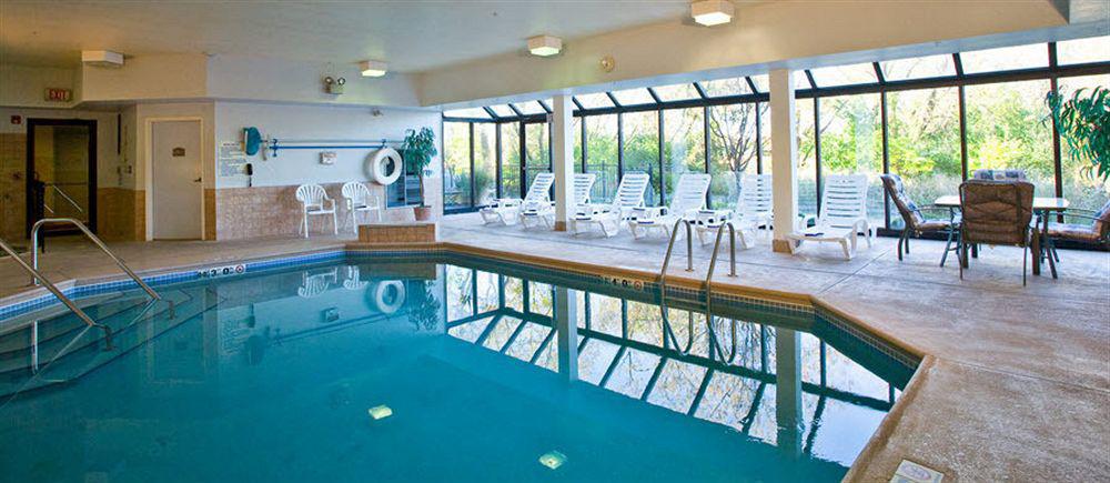 Four Points By Sheraton Chicago Schaumburg Bagian luar foto